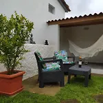 Cantinho Da Luz בית הארחה 3*
