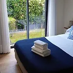 Cantinho Da Luz בית הארחה 3*