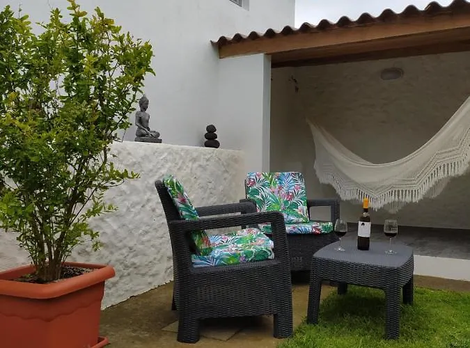 Cantinho Da Luz Gasthuis 4*