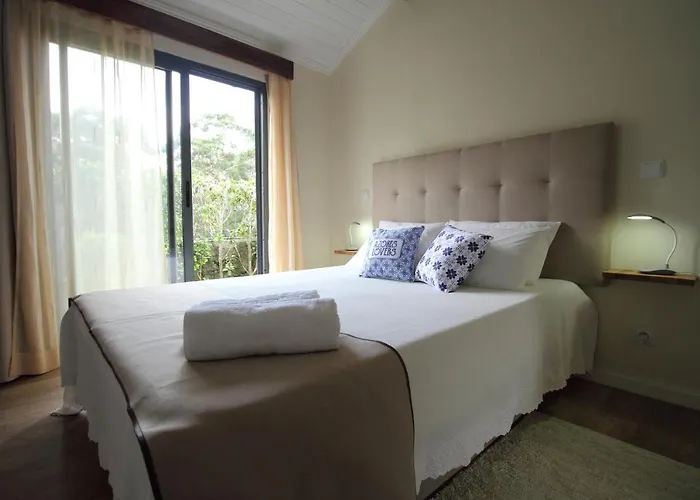 Gasthuis Cantinho Da Luz 4*