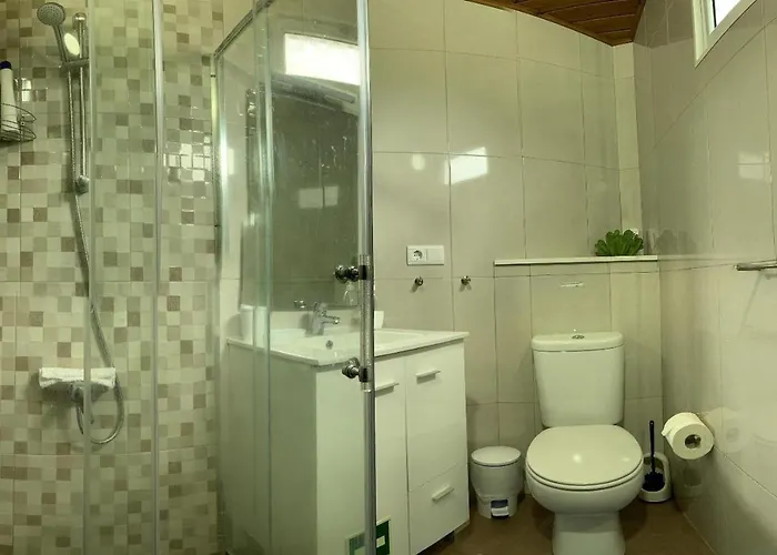 Cantinho Da Luz בית הארחה